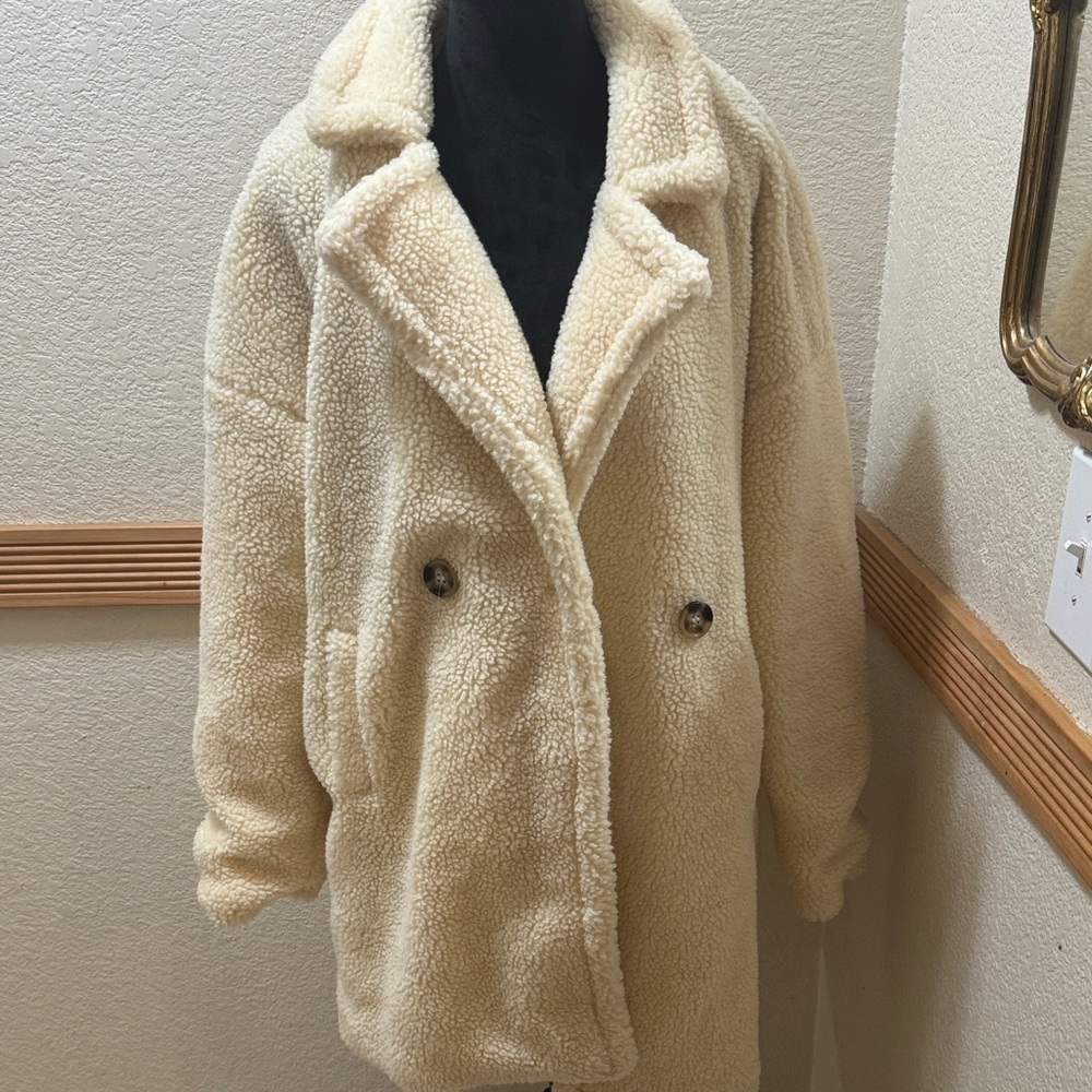 PrettyLittleThing Oversized Cream Teddy Jacket Size 8